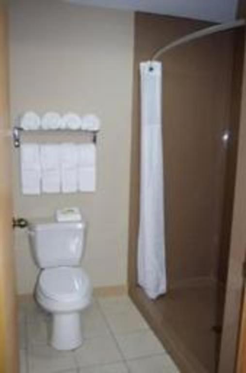 Super 8 By Wyndham Beloit Hotel Bagian luar foto